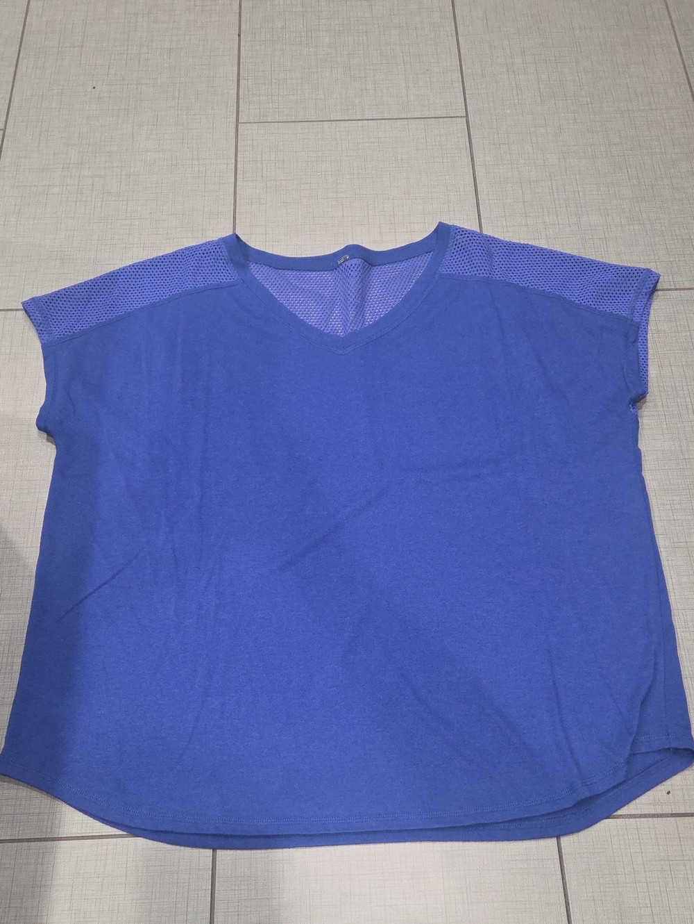 Women’s V-Neck Short Sleeve Top - Royal Blue